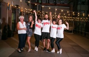 Yaratıcı Evlilik Teklifi İdealleri: Flash Mob Nasıl Organize Edilir?